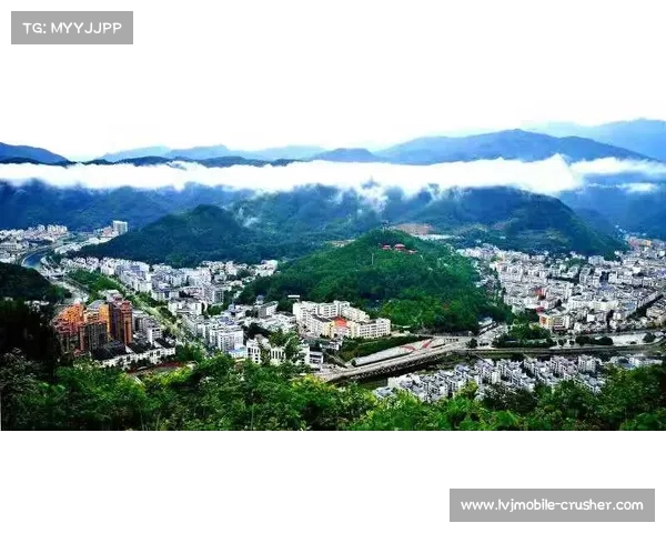 中国足球崛起之路：从挑战到辉煌，迈向亚洲顶尖的奋进与梦想