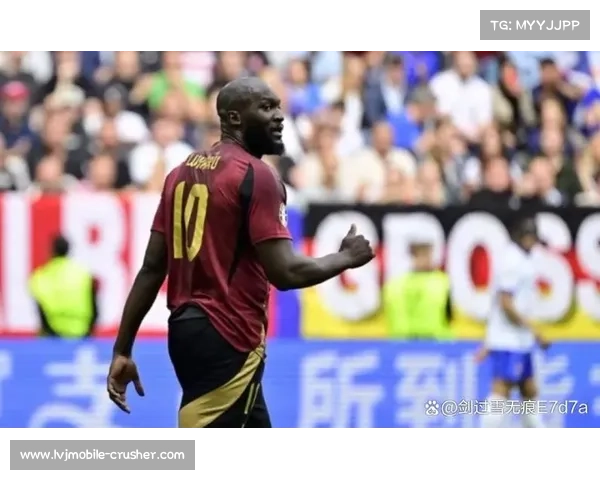 卢卡库为何选择加盟曼联背后的原因与影响分析